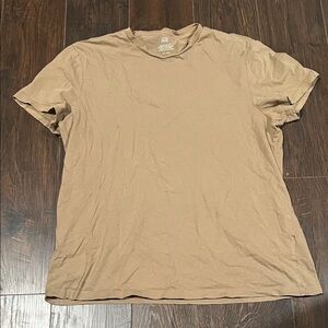 H&M Men's Beige Short Sleeve Tee